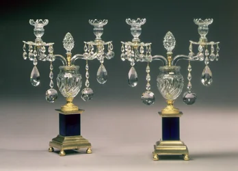 Paar von George III. Ormolu-montierten Kandelabern, ca. 1780